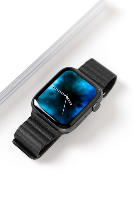 Quisquam consequatur est